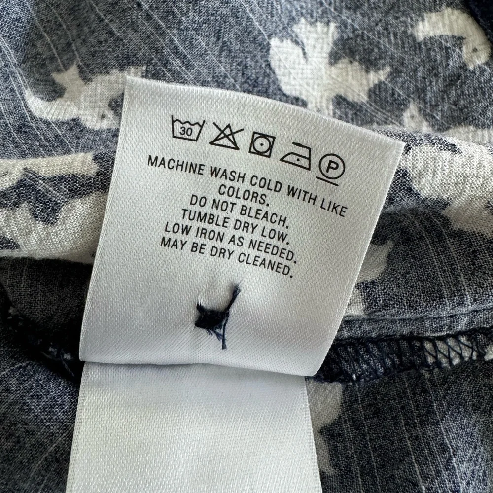 Anthropologie Austen Collared Navy and White Bird Motif  Blouse Top Size 12_9
